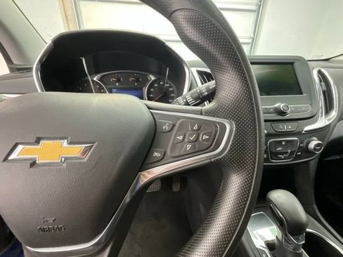Used 2022 Chevrolet Equinox LT FWD image 14