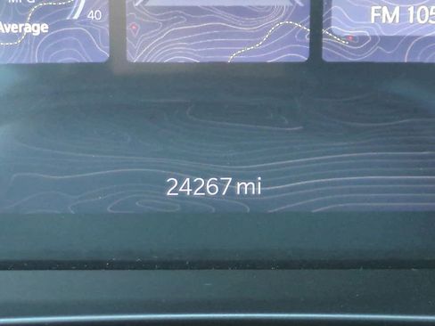 Used 2025 Jeep Grand Cherokee Altitude AWD/4WD image 25