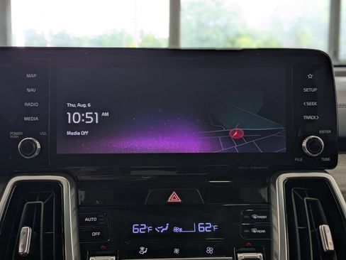 Used 2023 Kia Sorento SX Prestige AWD/4WD image 17