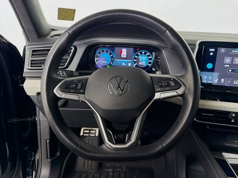 Used 2024 Volkswagen Atlas Cross Sport SEL Premium R-Line AWD/4WD image 13