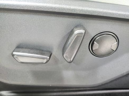 Used 2025 Ford Expedition Platinum w/ Driver's Package AWD/4WD image 20