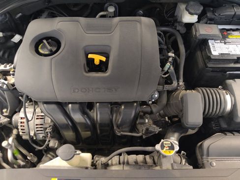 Used 2019 Hyundai Elantra Limited w/ Ultimate Package 02 FWD image 30