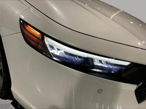 Used 2025 Honda Accord EX-L image 32