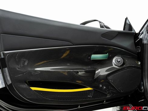 Used 2020 Ferrari 488 Pista Coupe image 30