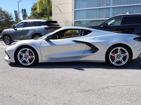 Used 2022 Chevrolet Corvette Stingray Coupe w/ 1LT image 5