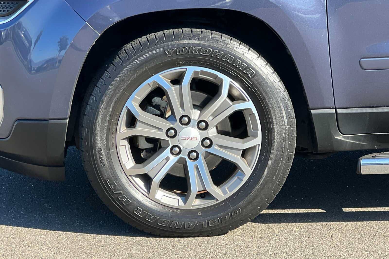 Used 2014 GMC Acadia SLT FWD image 24