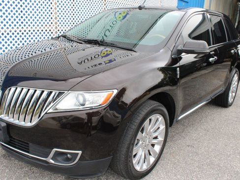 Used 2013 Lincoln MKX AWD image 43