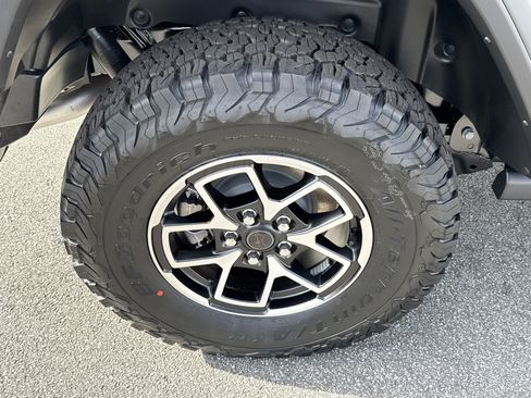 New 2026 Jeep Wrangler Unlimited Rubicon w/ Steel Bumper Group image 22