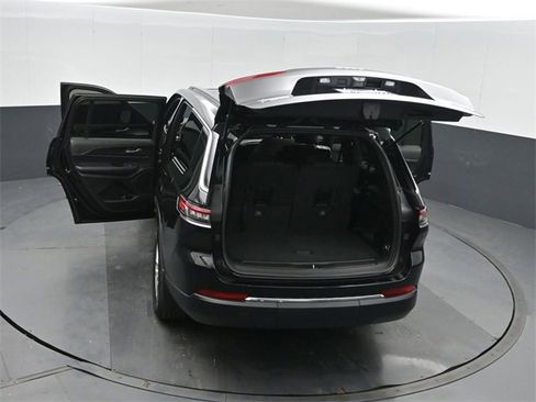 New 2025 Jeep Grand Cherokee L Laredo image 53