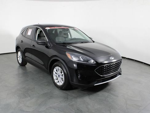 Used 2022 Ford Escape SE w/ Convenience Package image 3