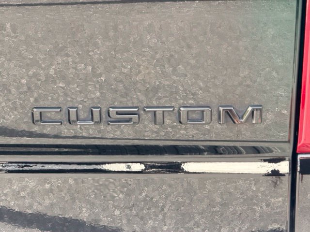 Certified 2024 Chevrolet Silverado 1500 Custom w/ Turbomax Blackout Package AWD/4WD image 18
