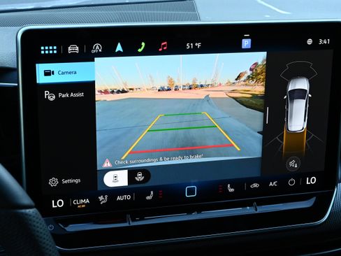 Used 2025 Volkswagen Golf w/ Euro Style Package image 18