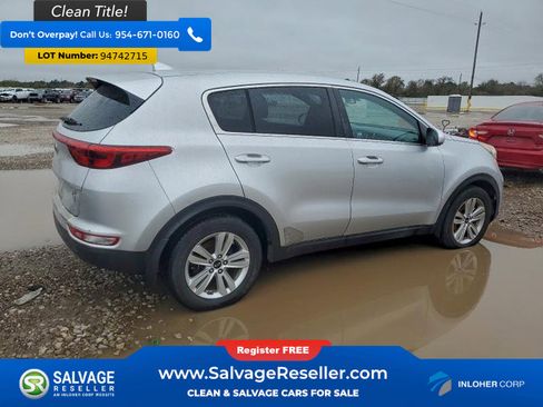 Used 2017 Kia Sportage LX image 4