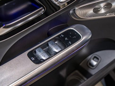 Certified 2025 Mercedes-Benz GLC 43 AMG 4MATIC image 14