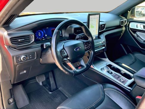 Used 2020 Ford Explorer ST w/ ST Street Pack AWD/4WD image 16