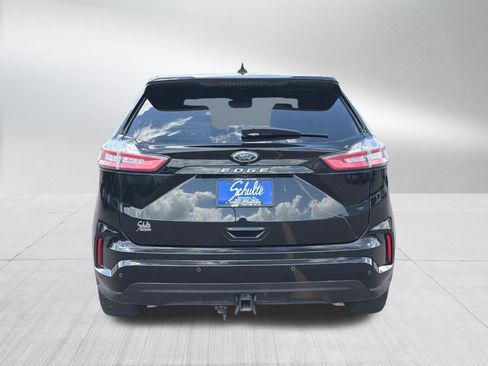 Used 2022 Ford Edge ST-Line w/ Class II Trailer Tow Package AWD/4WD image 6