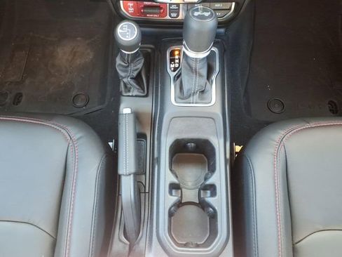 Certified 2026 Jeep Wrangler Unlimited Rubicon image 19