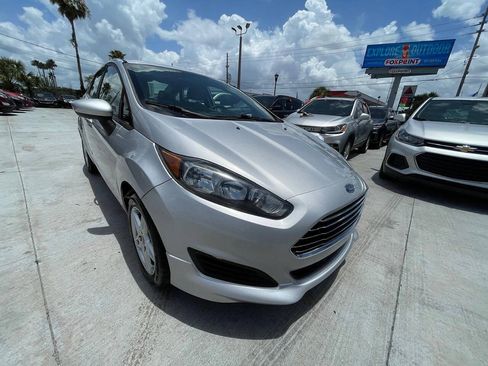 Used 2019 Ford Fiesta SE FWD image 13