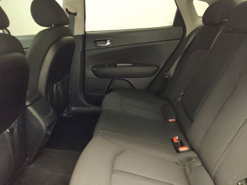 Used 2018 Kia Optima LX FWD image 18