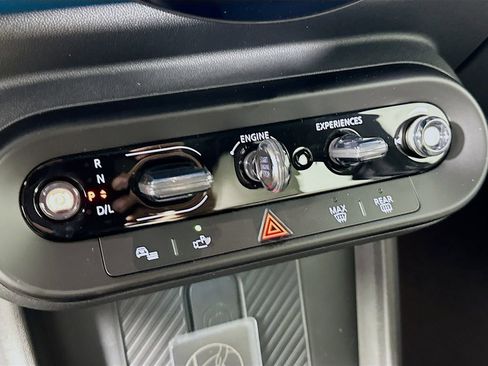 Certified 2025 MINI Cooper S image 15