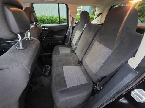 Used 2016 Jeep Patriot Sport w/ Power Value Group FWD image 19