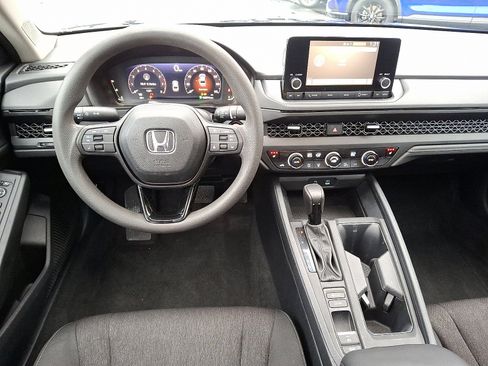 Certified 2023 Honda Accord EX image 9