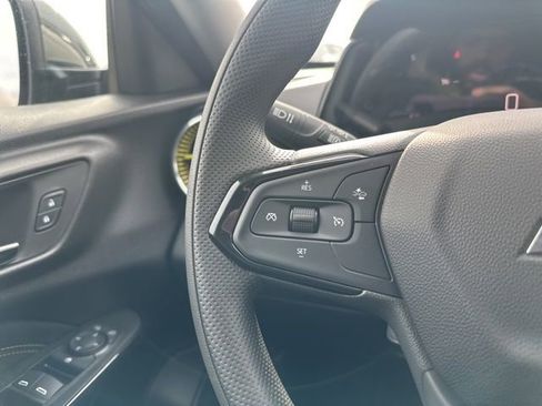 New 2026 Chevrolet Trax LT w/ Sunroof Package image 13