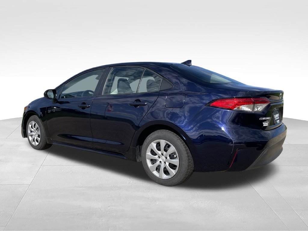 Used 2024 Toyota Corolla LE FWD image 6