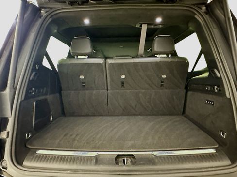 Used 2023 Jeep Grand Wagoneer Series II AWD/4WD image 32