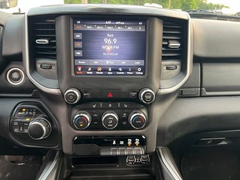 Used 2021 RAM 1500 Big Horn AWD/4WD image 17