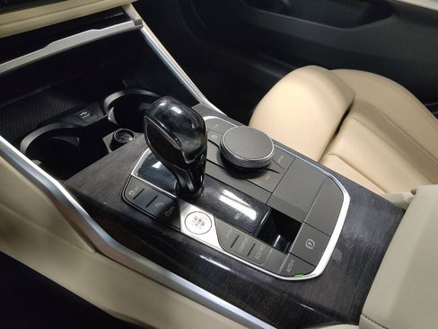 Used 2019 BMW 330i Sedan w/ Driving Assistance Package RWD image 26