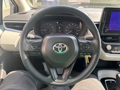 Certified 2024 Toyota Corolla LE FWD image 14