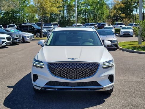 Used 2023 Genesis GV70 2.5T w/ Advanced Package image 3