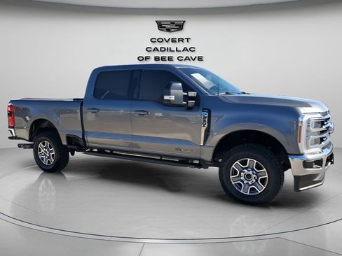 Used 2024 Ford F250 Lariat image 12