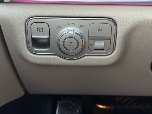 New 2026 Mercedes-Benz GLE 450 4MATIC image 31