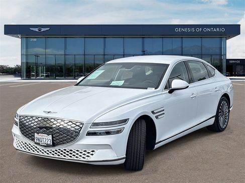 Used 2024 Genesis G80 image 3