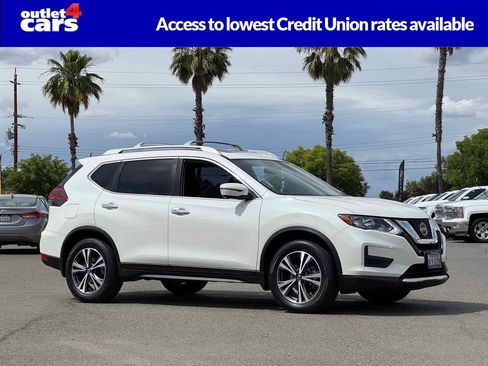 Used 2019 Nissan Rogue SV w/ Sun & Sound Touring Package AWD/4WD image 1
