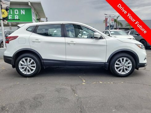 Used 2022 Nissan Rogue Sport S FWD image 34