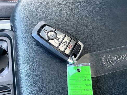 Used 2024 Ford F250 Lariat w/ Lariat Ultimate Package image 36