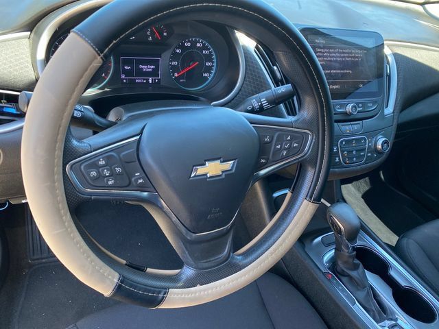 Used 2023 Chevrolet Malibu LT FWD image 12
