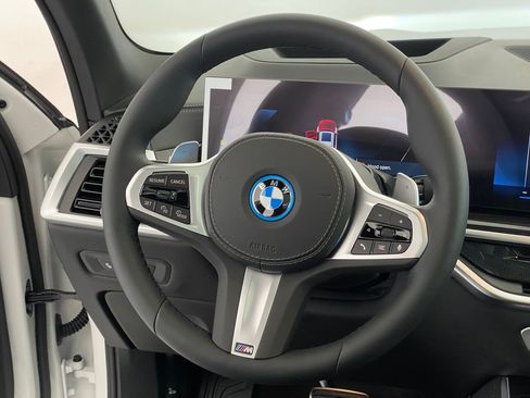 New 2026 BMW X5 xDrive50e w/ M Sport Package image 16