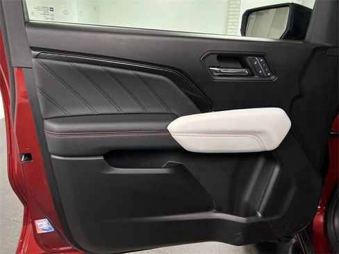 Certified 2024 GMC Canyon AT4X image 22