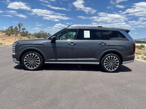 Certified 2026 Hyundai Palisade Calligraphy AWD/4WD image 9