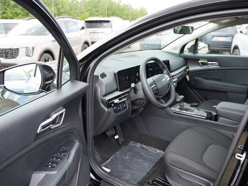 New 2026 Kia Sportage LX AWD/4WD image 10
