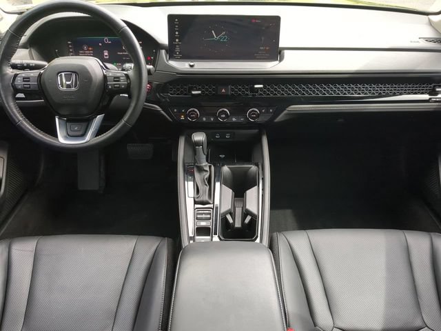 Used 2025 Honda Accord Touring image 13