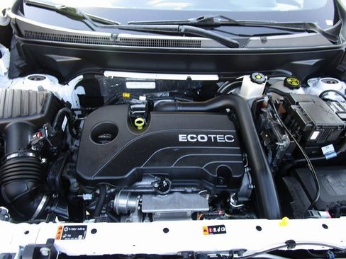 Used 2022 Chevrolet Equinox RS image 10