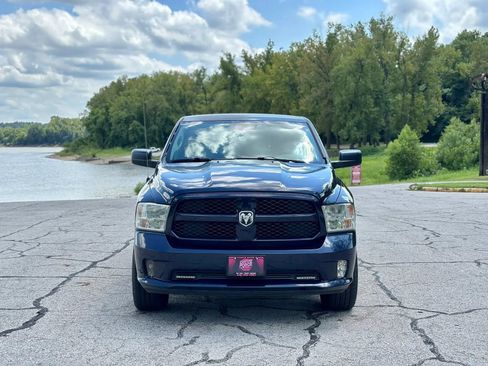 Used 2014 RAM 1500 Express AWD/4WD image 2