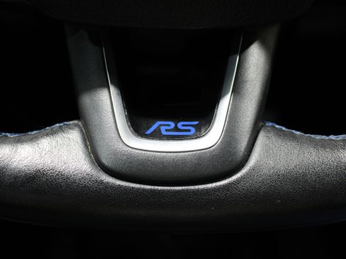 Used 2017 Ford Focus RS image 12