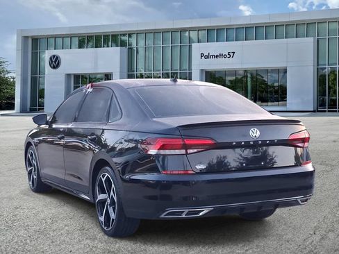 Certified 2021 Volkswagen Passat 2.0T R-Line FWD image 4