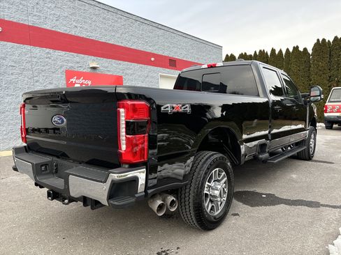 Used 2024 Ford F350 Lariat w/ Camper Package image 3